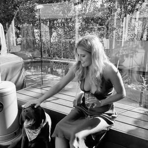 Meet your Posher, Poppy